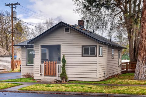 Tiny photo for 624 NW Hill Street, Bend, OR 97703 (MLS # 220219888)