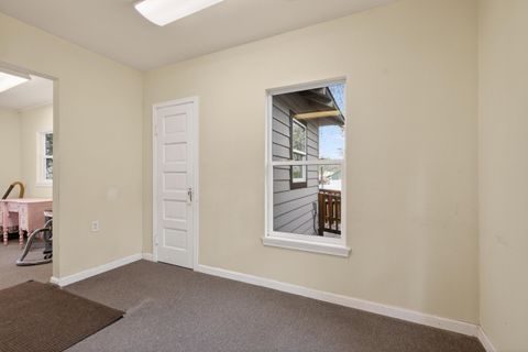 Tiny photo for 624 NW Hill Street, Bend, OR 97703 (MLS # 220219888)