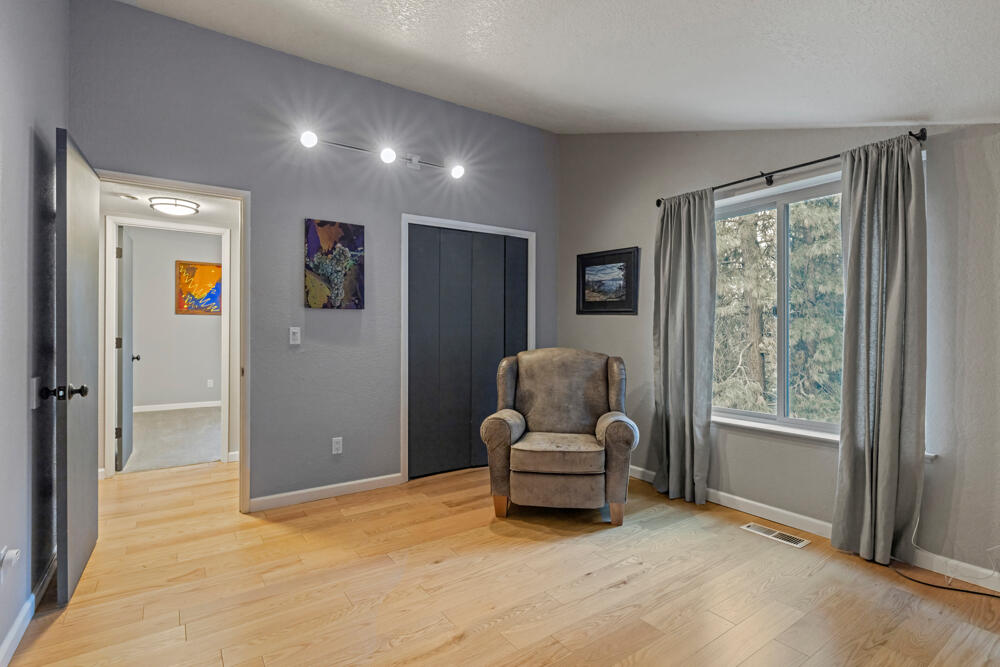 Lynnewood - Residential