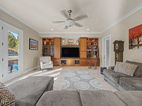 Tiny photo for 2706 Vale Road, Klamath Falls, OR 97603 (MLS # 220226894)