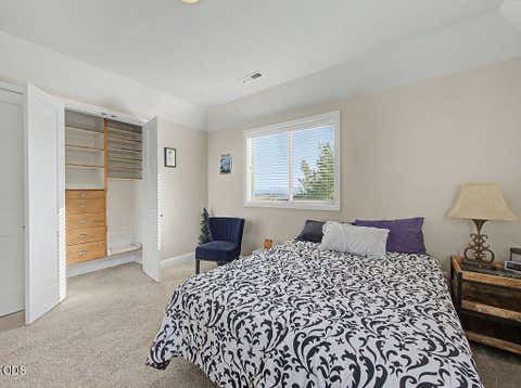 Tiny photo for 2706 Vale Road, Klamath Falls, OR 97603 (MLS # 220226894)