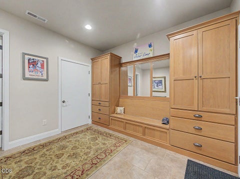 Tiny photo for 2706 Vale Road, Klamath Falls, OR 97603 (MLS # 220226894)