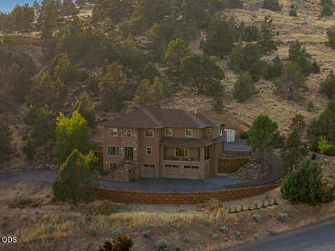 Tiny photo for 2706 Vale Road, Klamath Falls, OR 97603 (MLS # 220226894)