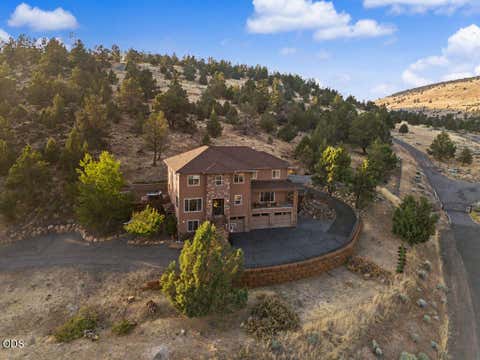 Photo of 2706 Vale Road, Klamath Falls, OR 97603 (MLS # 220226894)