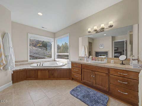 Tiny photo for 2706 Vale Road, Klamath Falls, OR 97603 (MLS # 220226894)