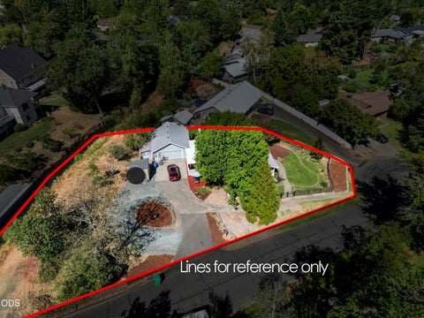Tiny photo for 2200 Mayfield Drive, Grants Pass, OR 97527 (MLS # 220226970)