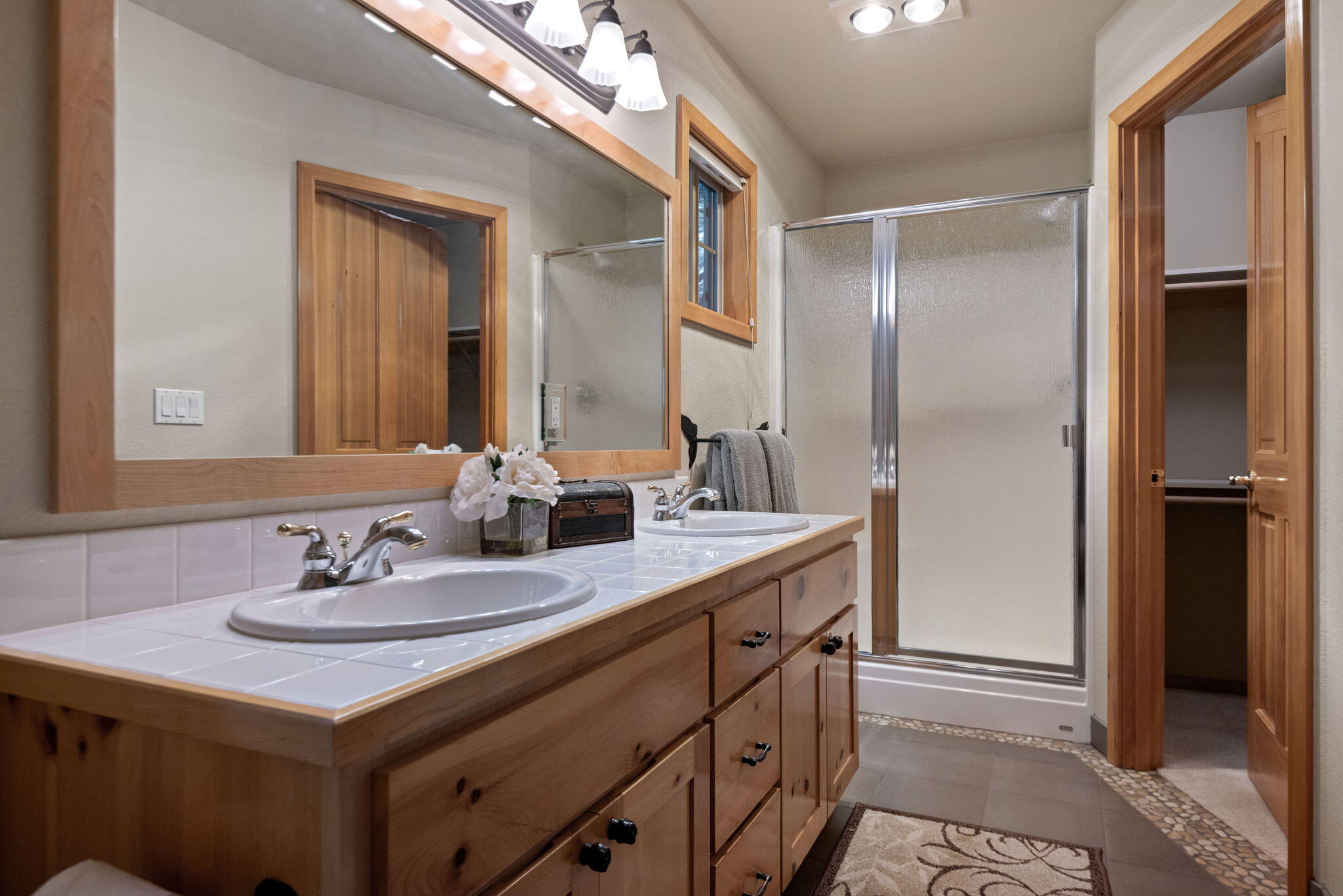 Fairway Point Villag - Residential