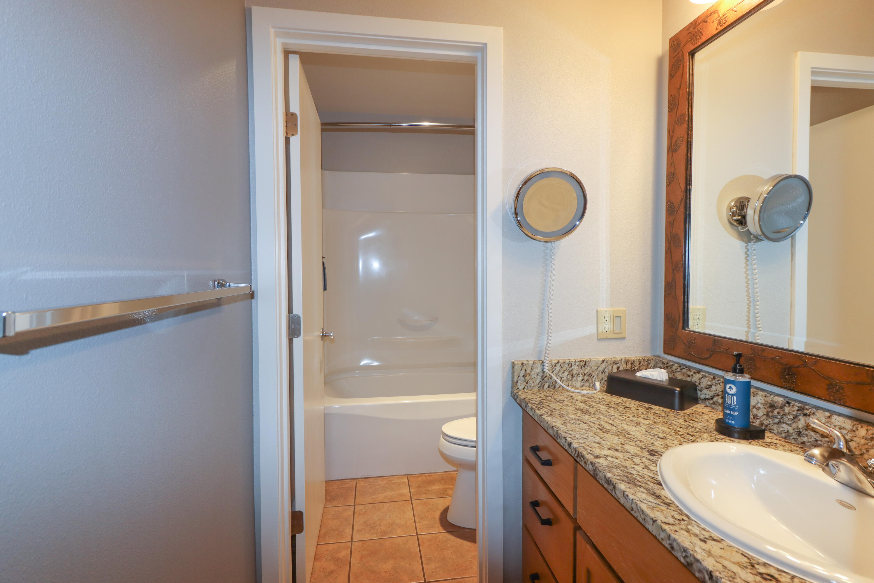 Inn Of The 7th - Residential