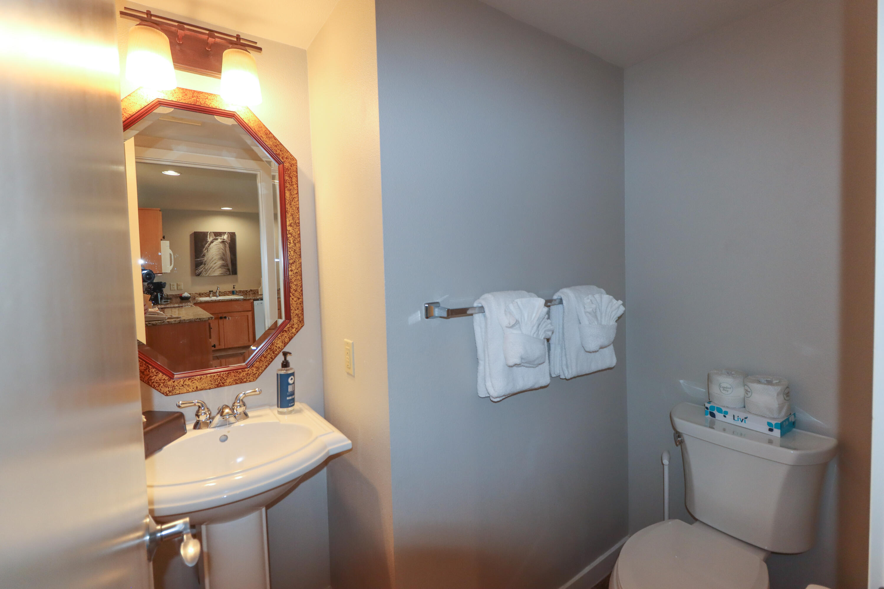 Inn Of The 7th - Residential