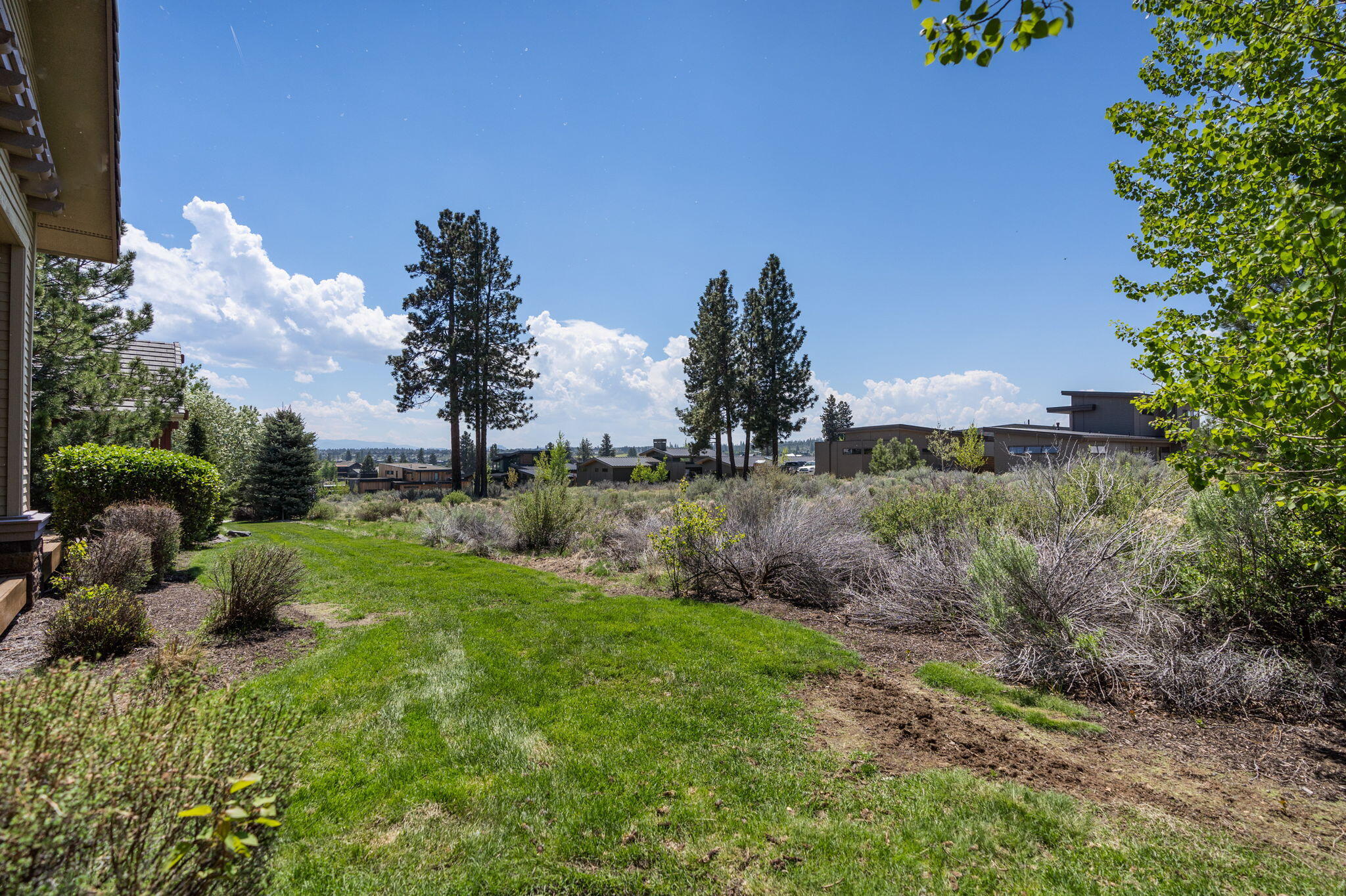 Broken Top - Residential