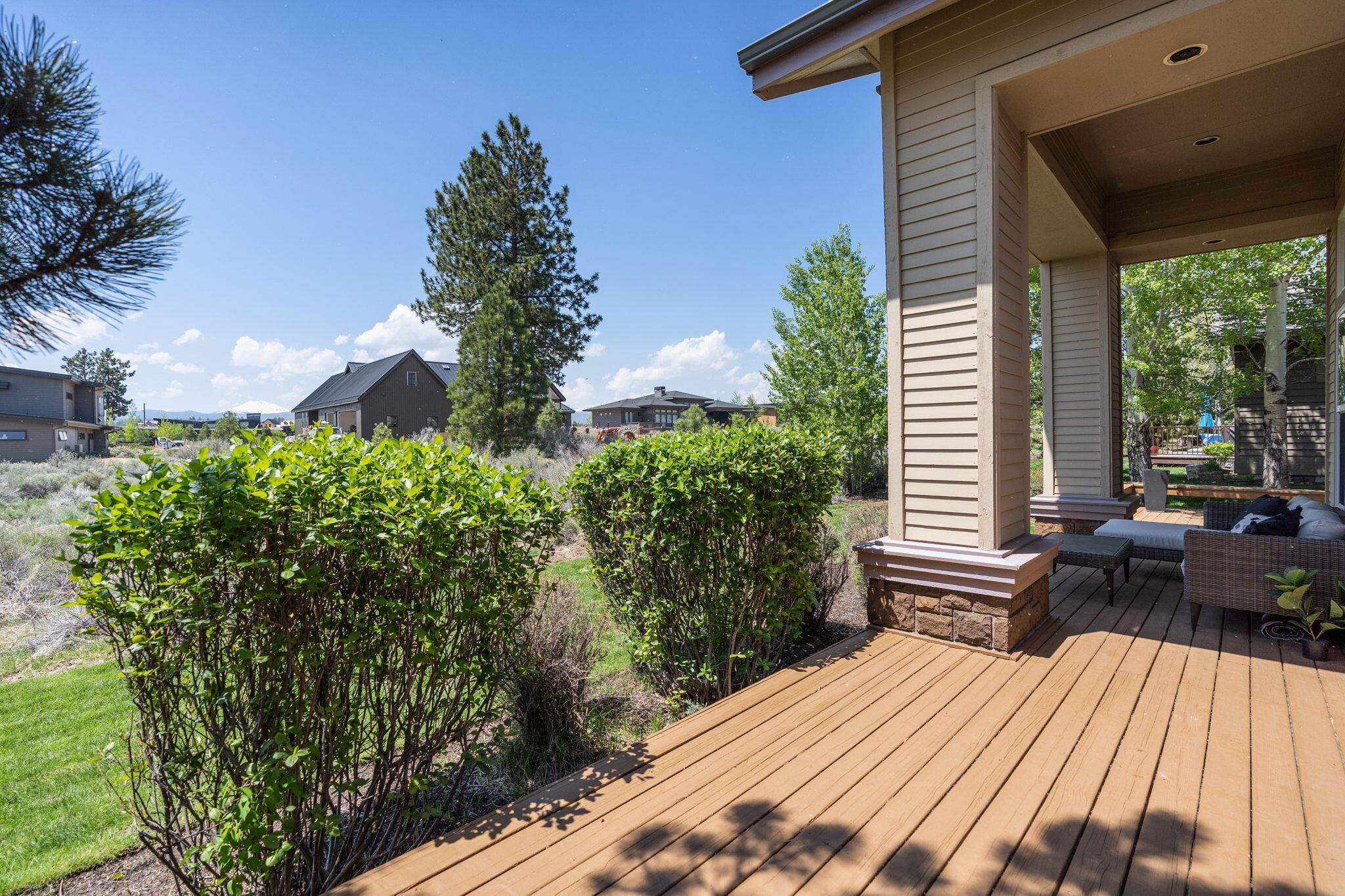 Broken Top - Residential