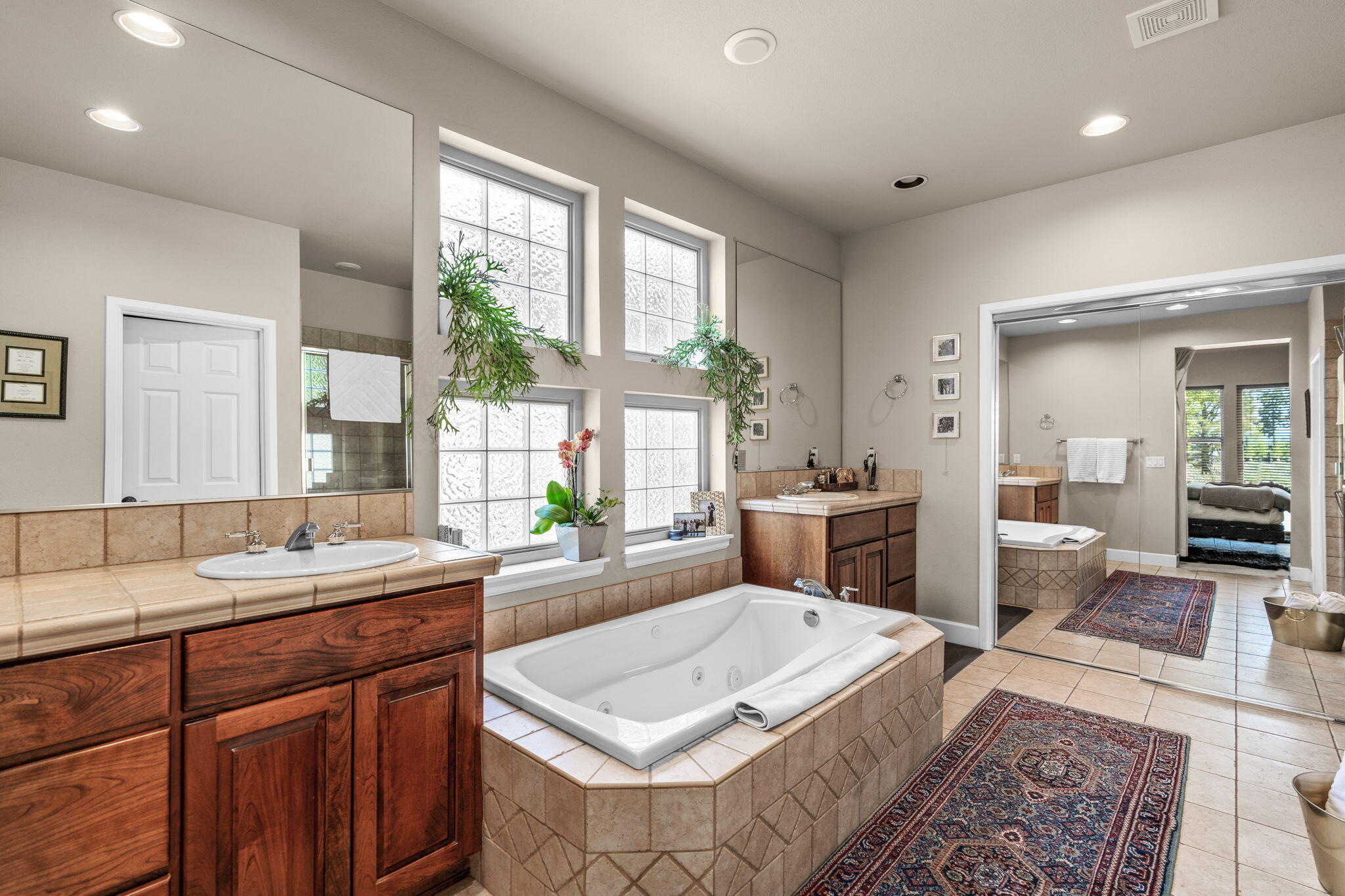 Broken Top - Residential