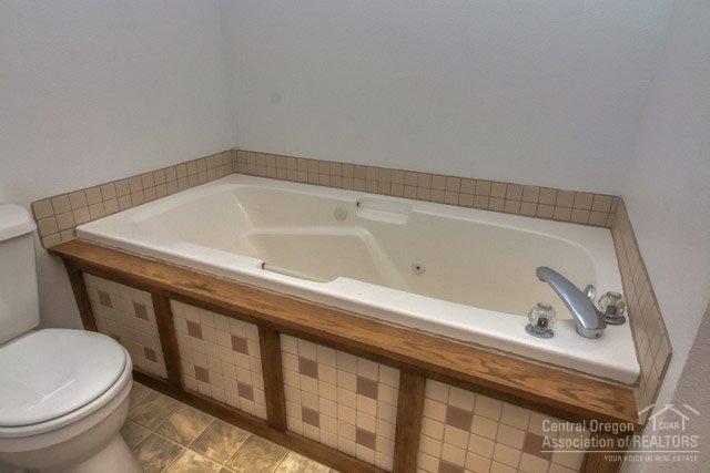 Deer Pointe Village - Residential