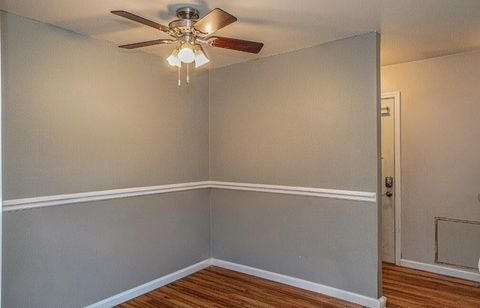 Tiny photo for 1201 Leland Street, Medford, OR 97501 (MLS # 220216873)