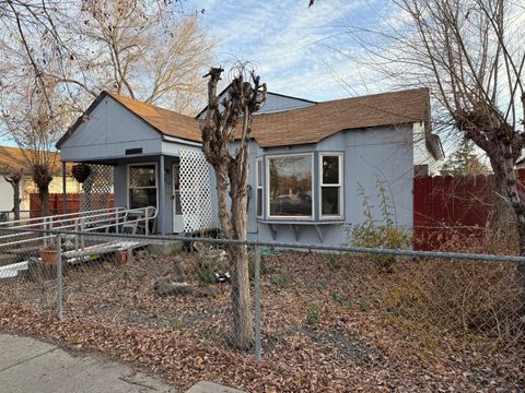 Tiny photo for 2210 Wantland Avenue, Klamath Falls, OR 97601 (MLS # 220212424)