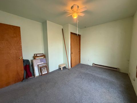 Tiny photo for 2210 Wantland Avenue, Klamath Falls, OR 97601 (MLS # 220212424)