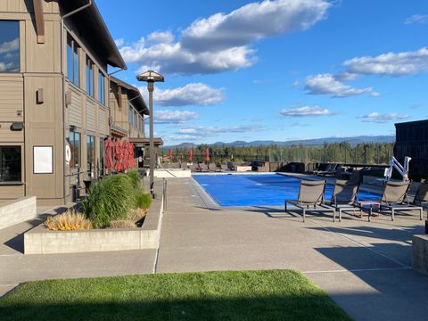 Tiny photo for 19301 Alianna Loop, Bend, OR 97702 (MLS # 220221768)