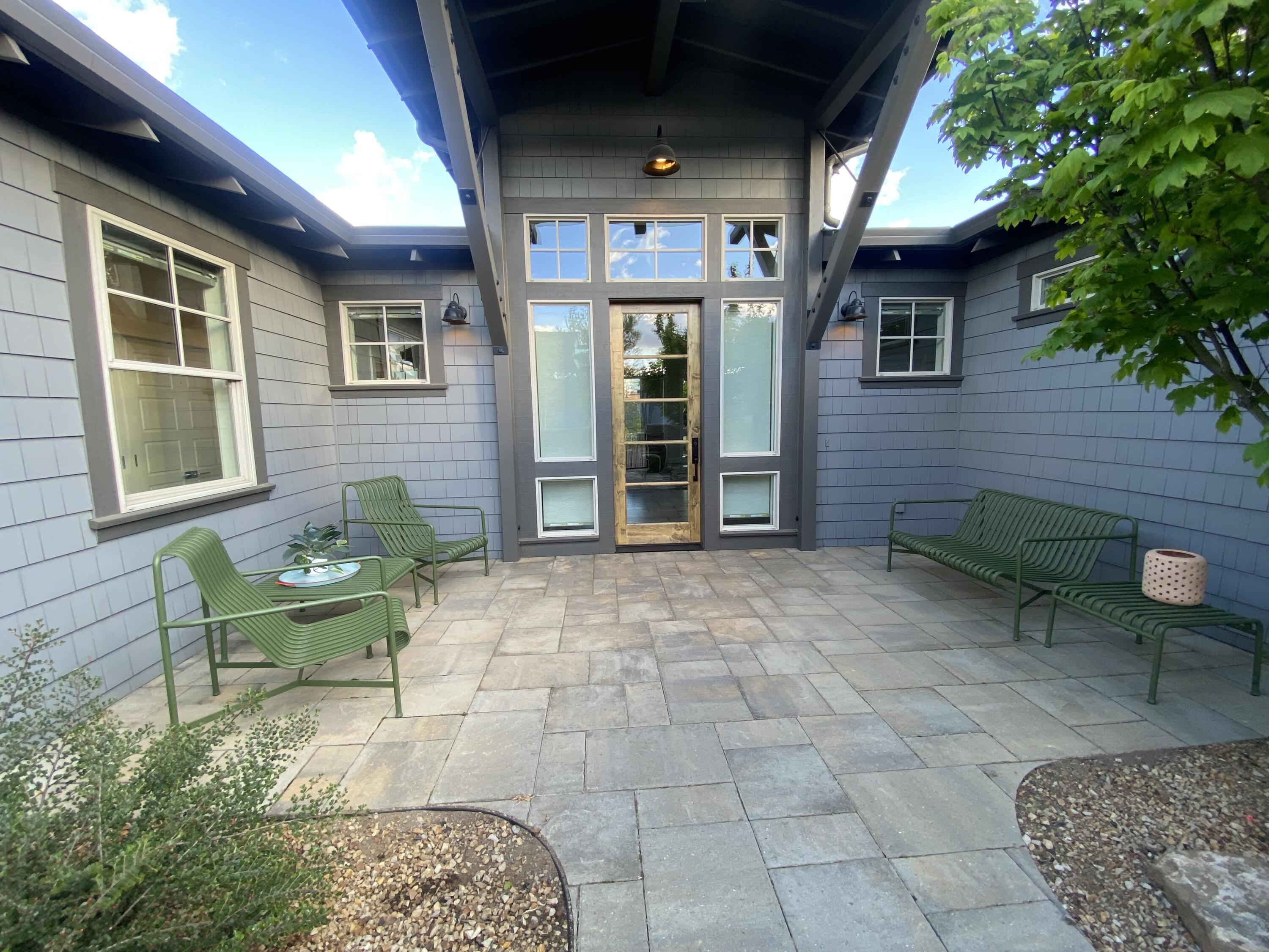 19301 Alianna Loop