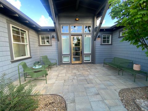 Tiny photo for 19301 Alianna Loop, Bend, OR 97702 (MLS # 220221768)