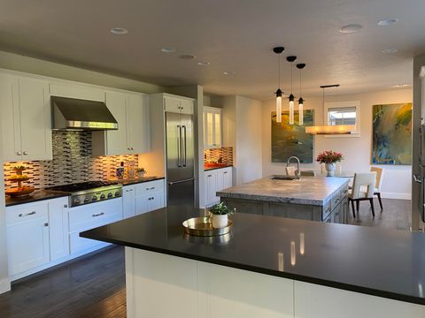 Tiny photo for 19301 Alianna Loop, Bend, OR 97702 (MLS # 220221768)