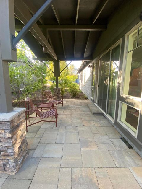 Tiny photo for 19301 Alianna Loop, Bend, OR 97702 (MLS # 220221768)