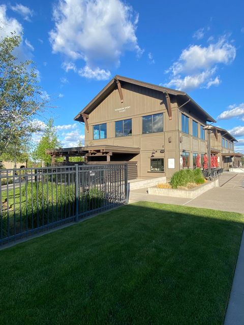 Tiny photo for 19301 Alianna Loop, Bend, OR 97702 (MLS # 220221768)