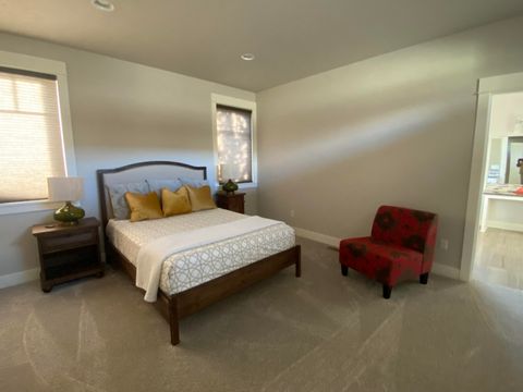 Tiny photo for 19301 Alianna Loop, Bend, OR 97702 (MLS # 220221768)