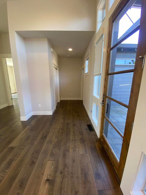 Tiny photo for 19301 Alianna Loop, Bend, OR 97702 (MLS # 220221768)