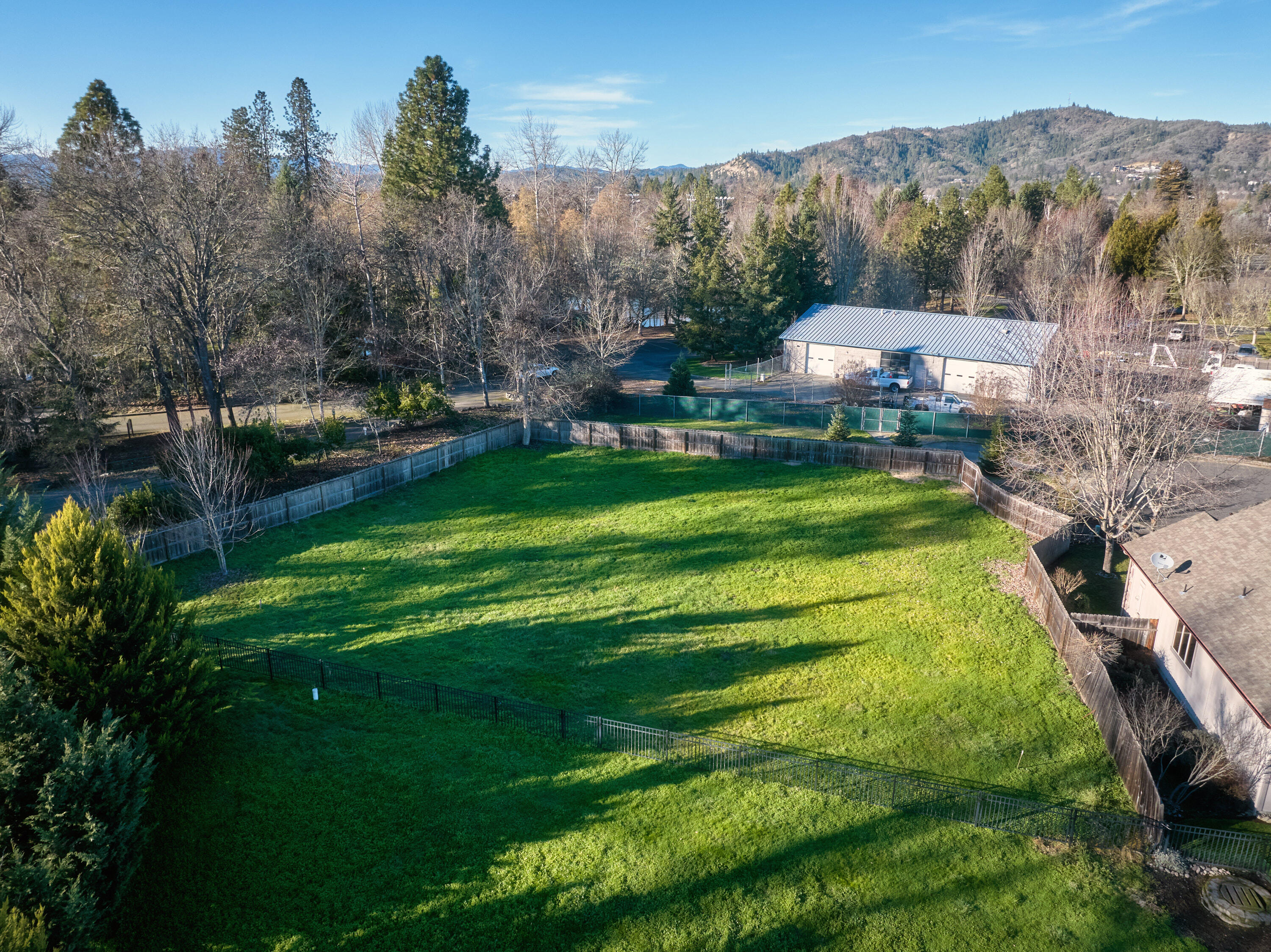 Illinois River Estates - Land