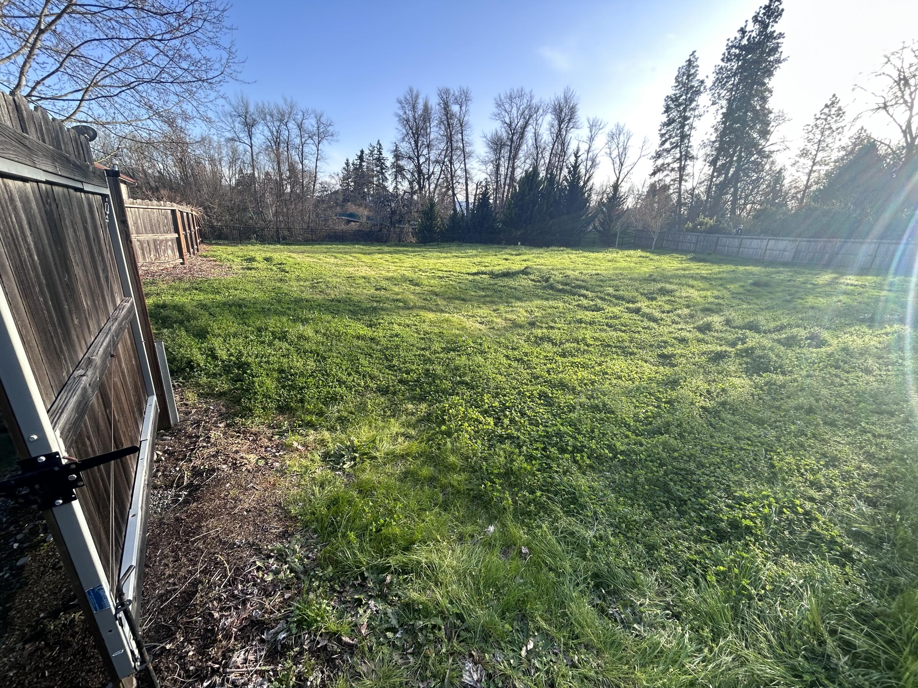 Illinois River Estates - Land