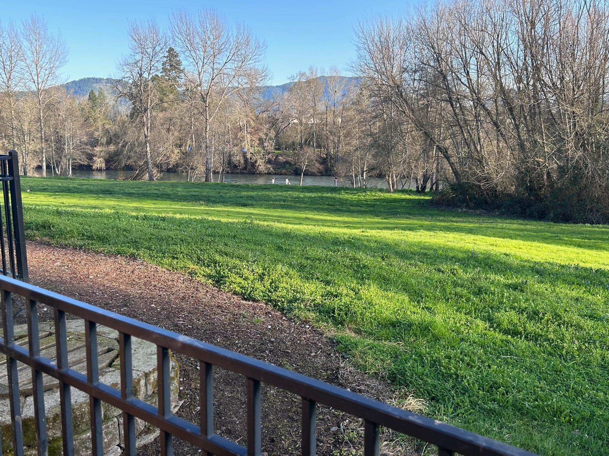 Illinois River Estates - Land