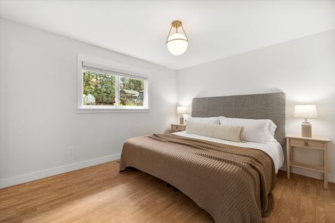 Tiny photo for 63634 Hunters Circle, Bend, OR 97701 (MLS # 220221306)
