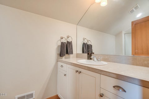 Tiny photo for 57135 Fremont Drive #7, Sunriver, OR 97707 (MLS # 220224229)