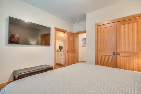 Tiny photo for 57135 Fremont Drive #7, Sunriver, OR 97707 (MLS # 220224229)