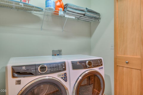Tiny photo for 57135 Fremont Drive #7, Sunriver, OR 97707 (MLS # 220224229)