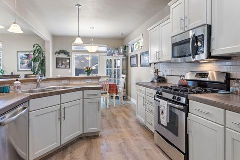 61131 Brown Trout Place Bend OR 97702