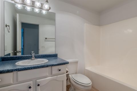 Tiny photo for 317 Jeanette Avenue, Medford, OR 97501 (MLS # 220211919)