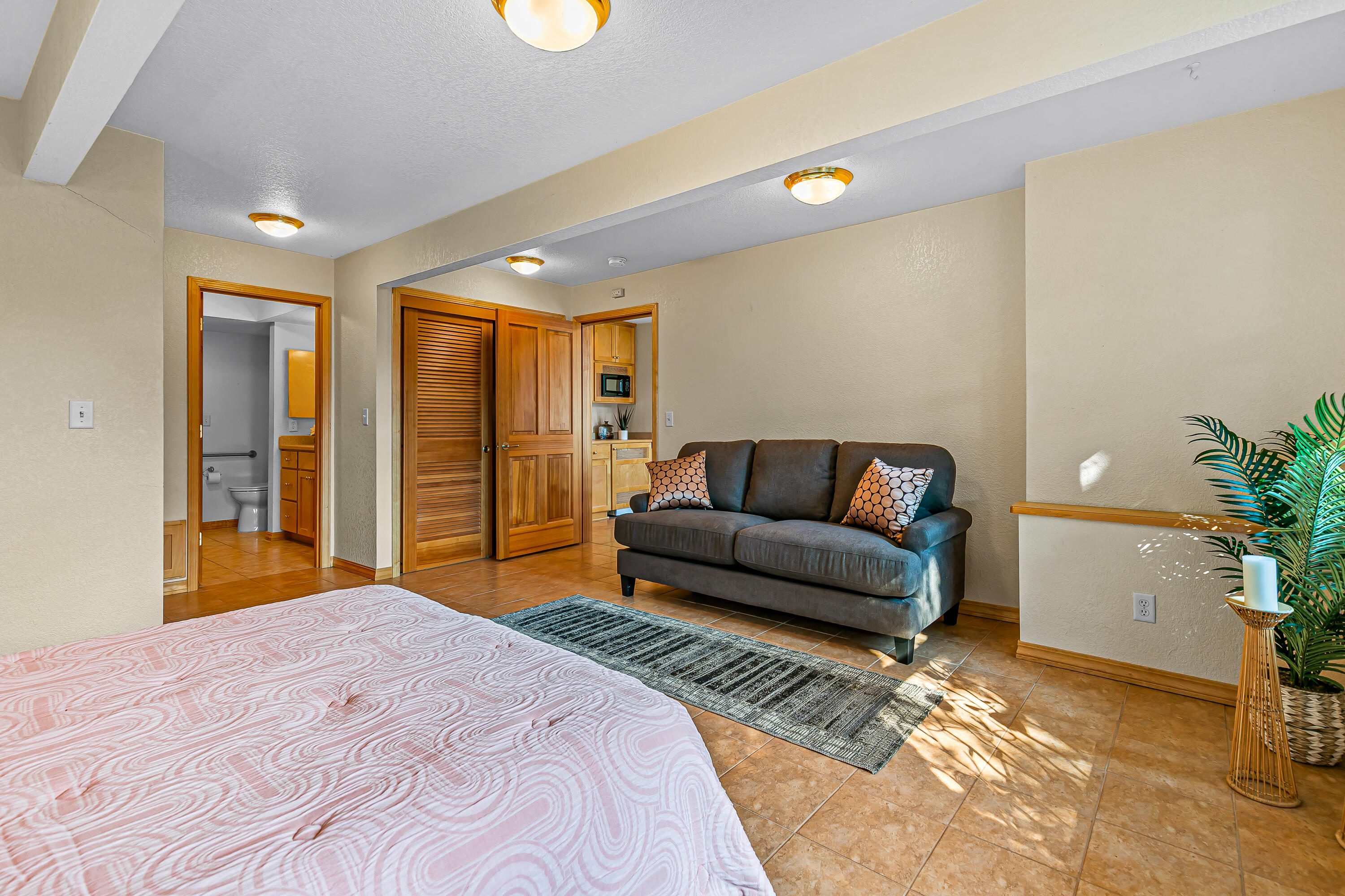 Oak Knoll Meadows Phase 1 - Residential