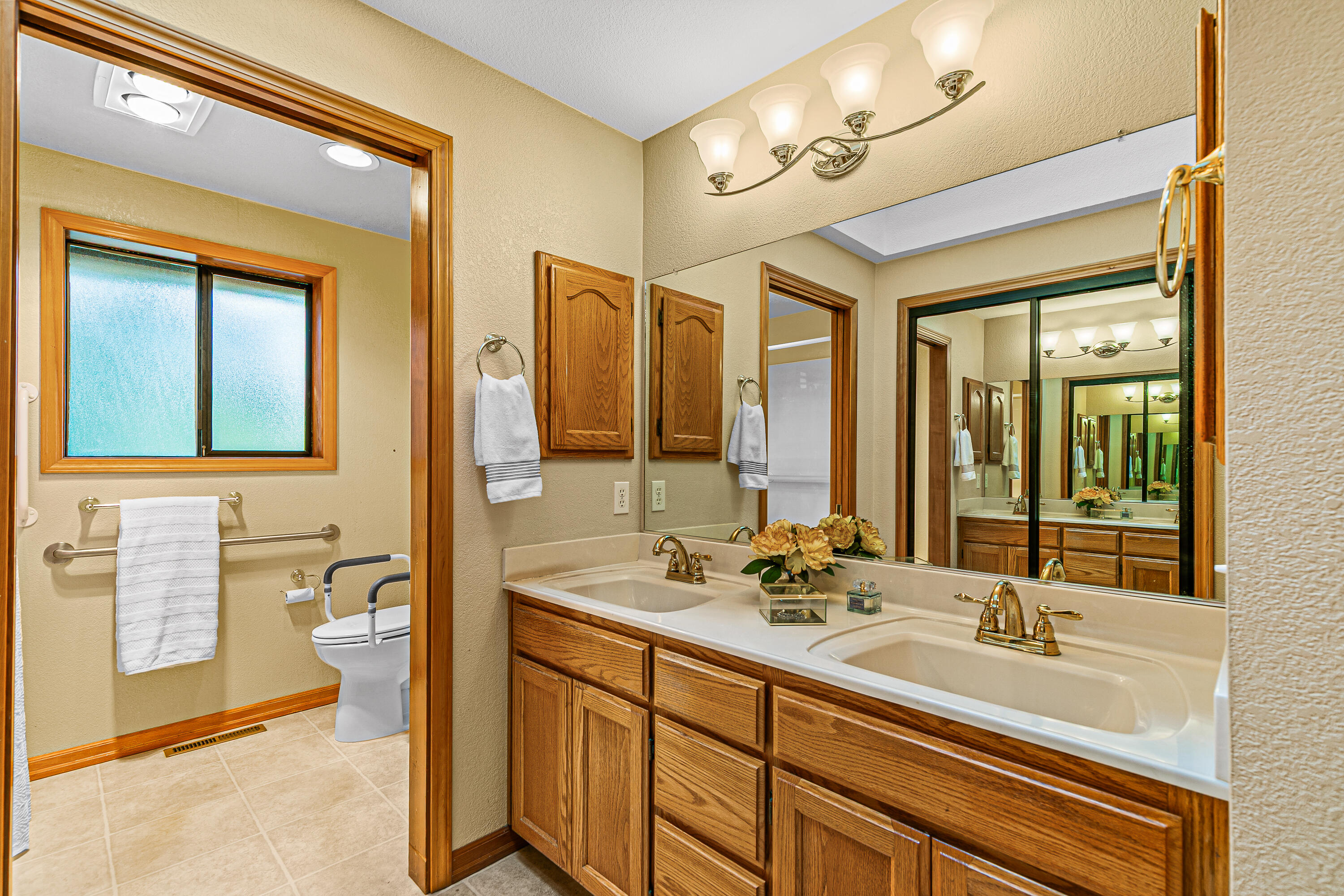 Oak Knoll Meadows Phase 1 - Residential