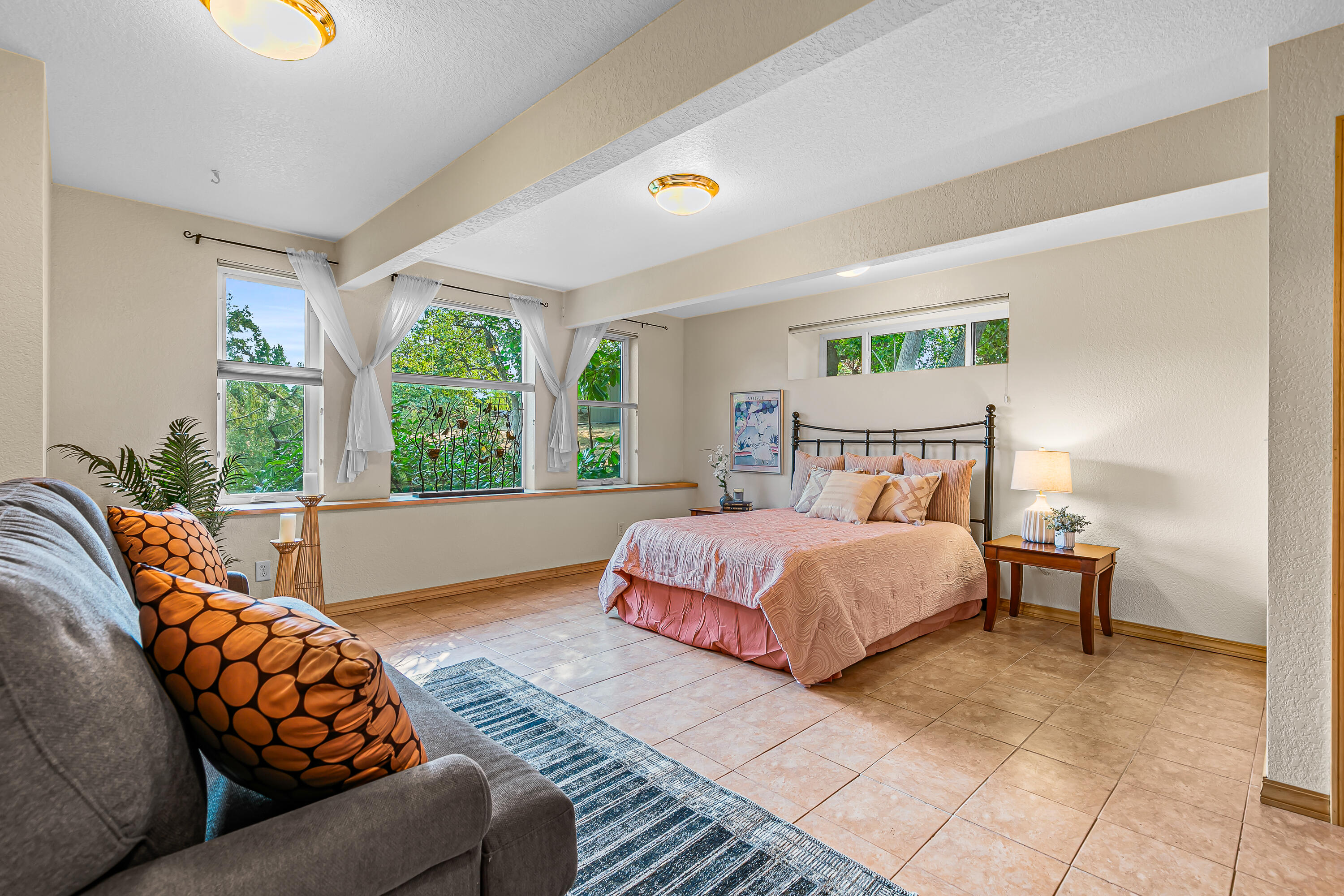 Oak Knoll Meadows Phase 1 - Residential