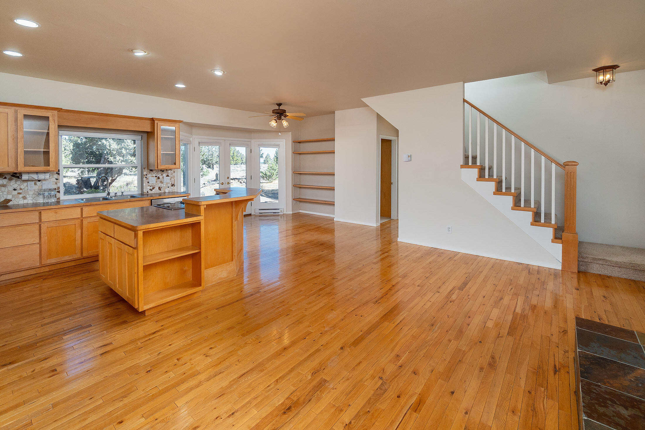 9949 Geneva View Road