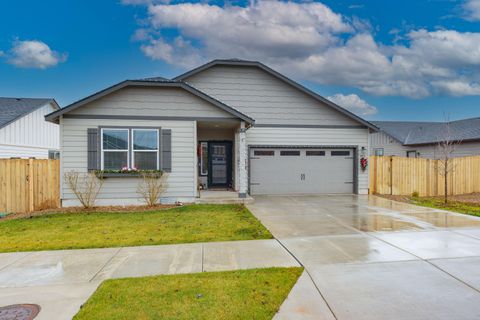 Tiny photo for 3812 SW Pumice Place, Redmond, OR 97756 (MLS # 220212804)