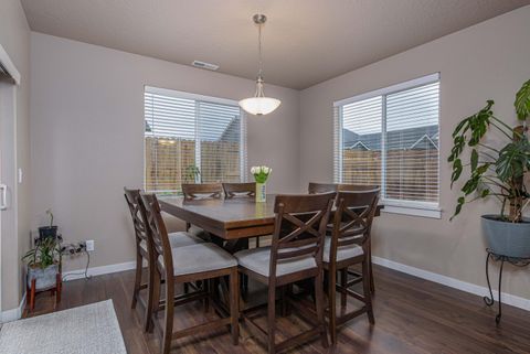 Tiny photo for 3812 SW Pumice Place, Redmond, OR 97756 (MLS # 220212804)