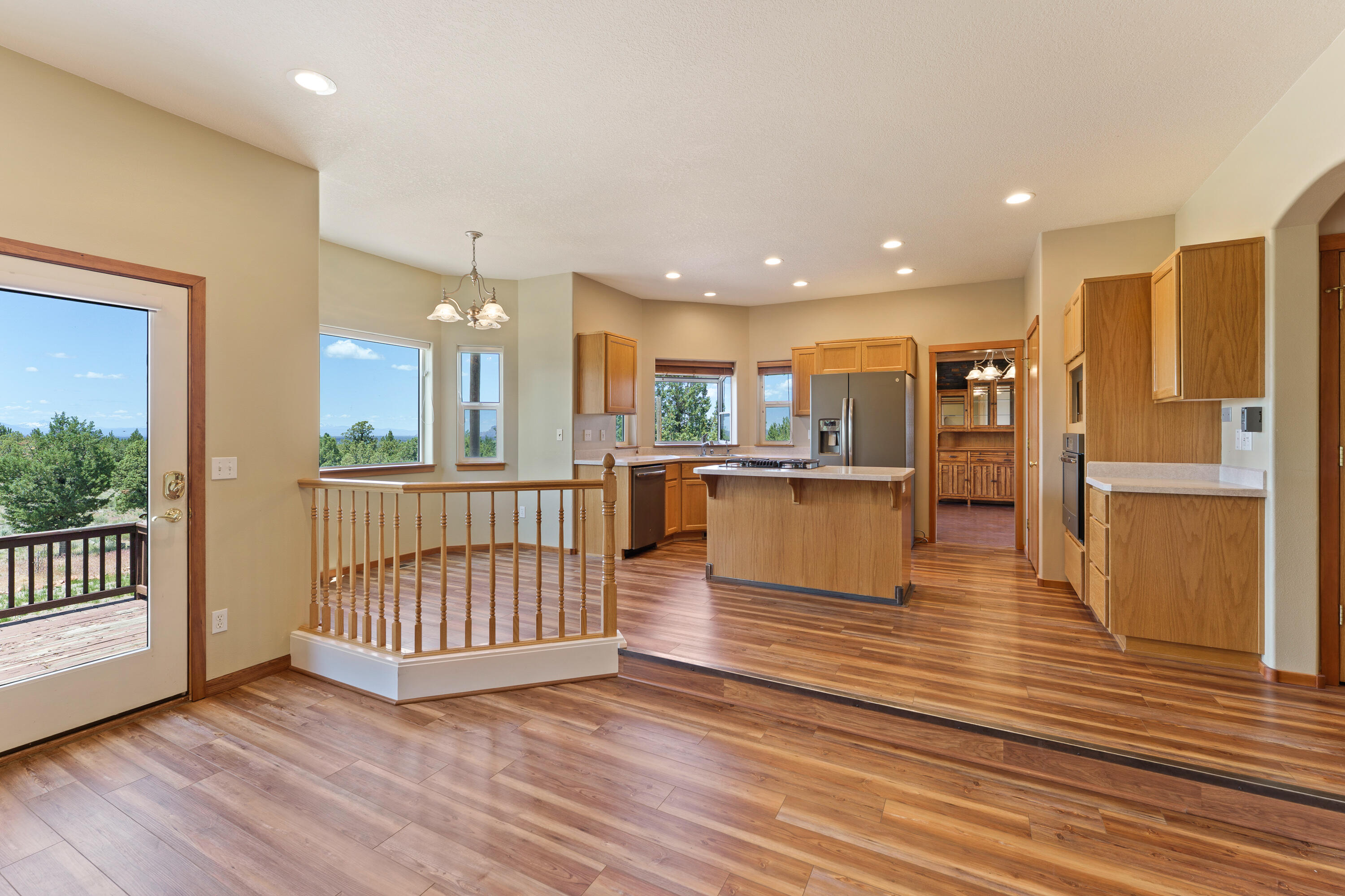 Mtn View Estate - Residential