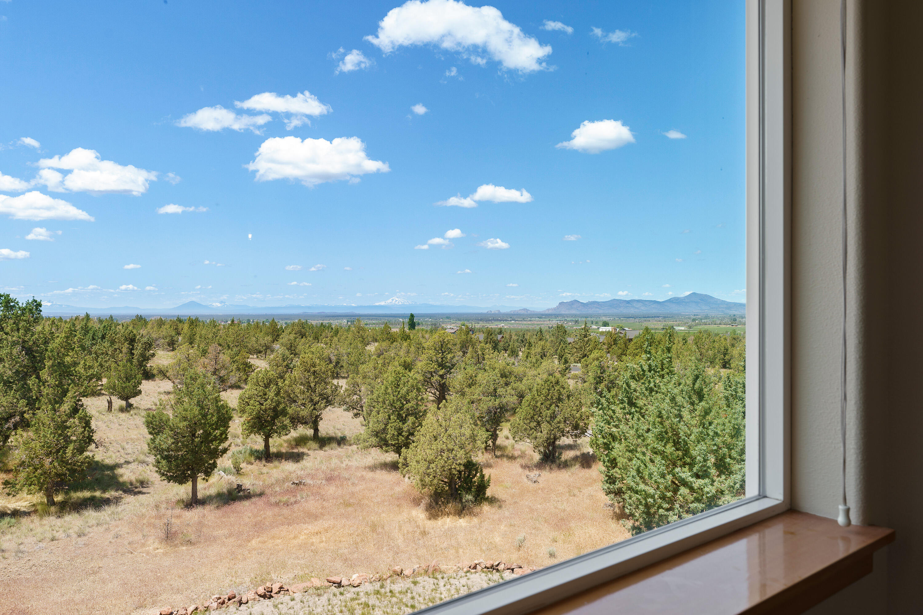 Mtn View Estate - Residential