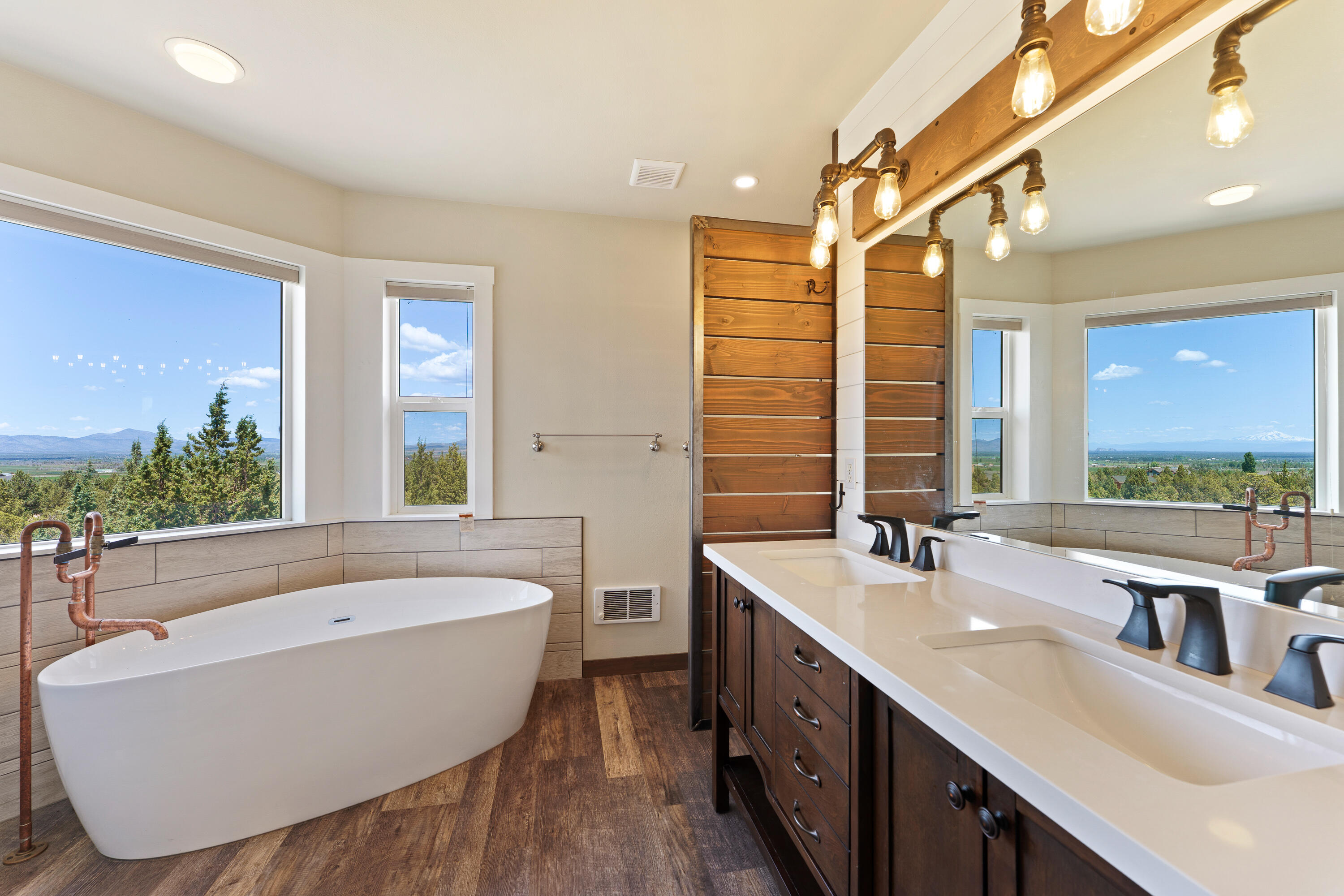 Mtn View Estate - Residential