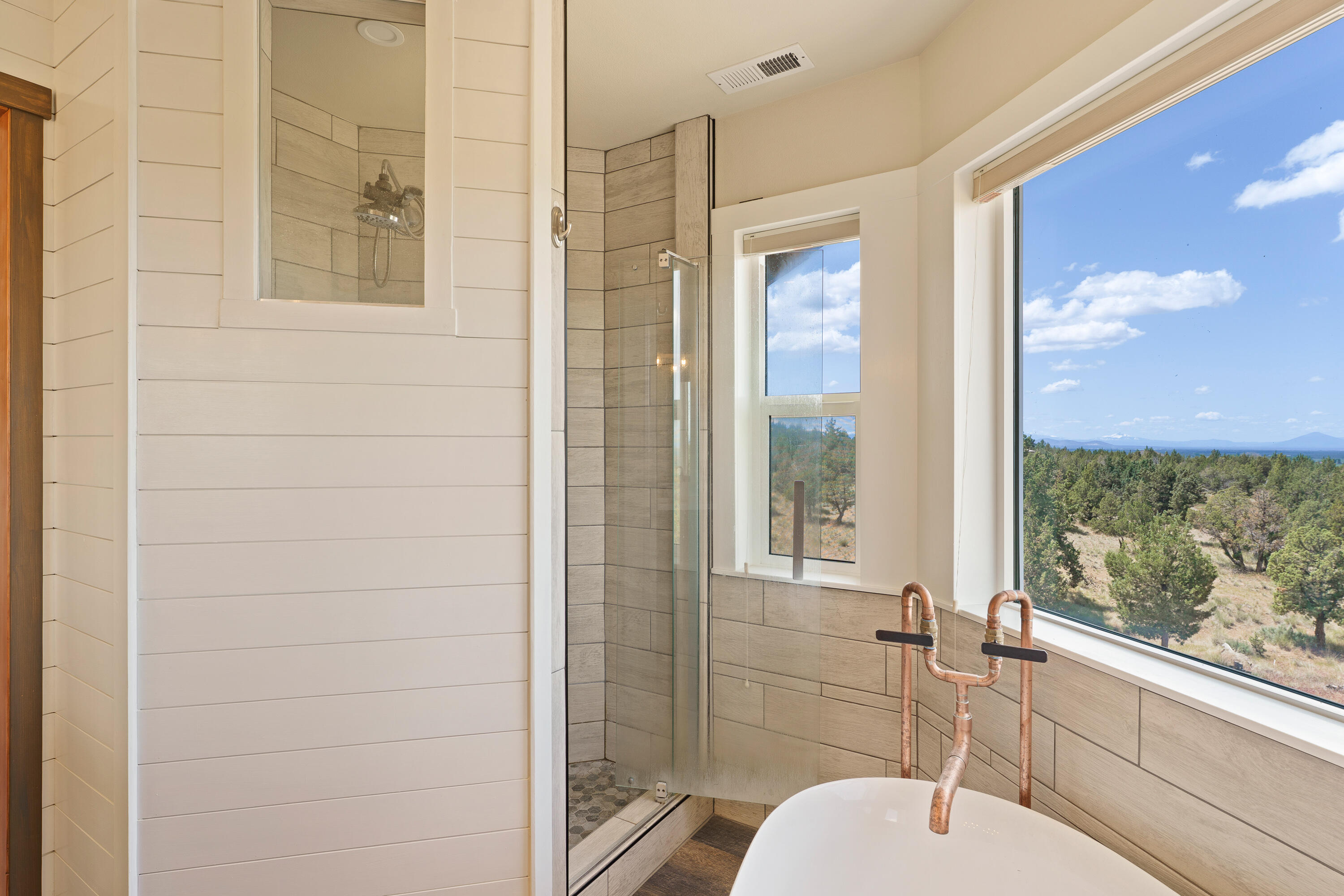 Mtn View Estate - Residential