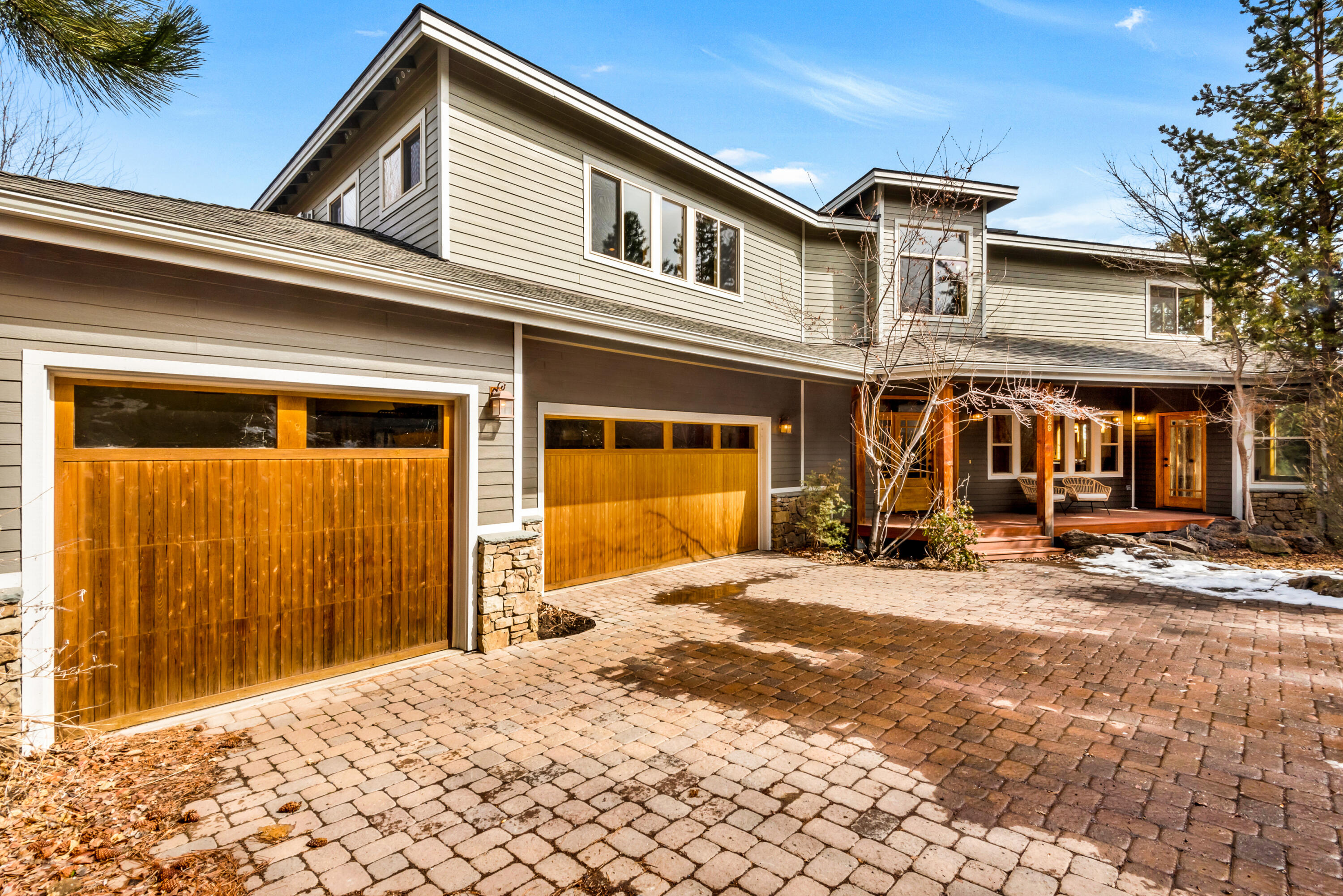 3229 NW Fairway Heights Drive
