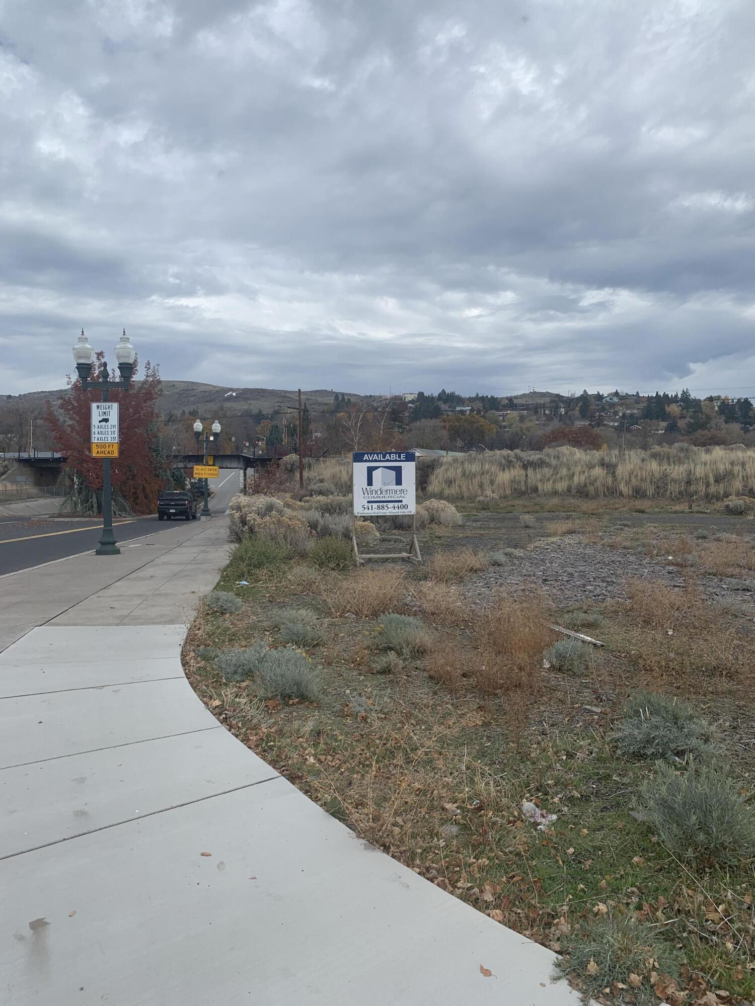 Klamath Falls -Hot Springs Addition - Commercial Sale