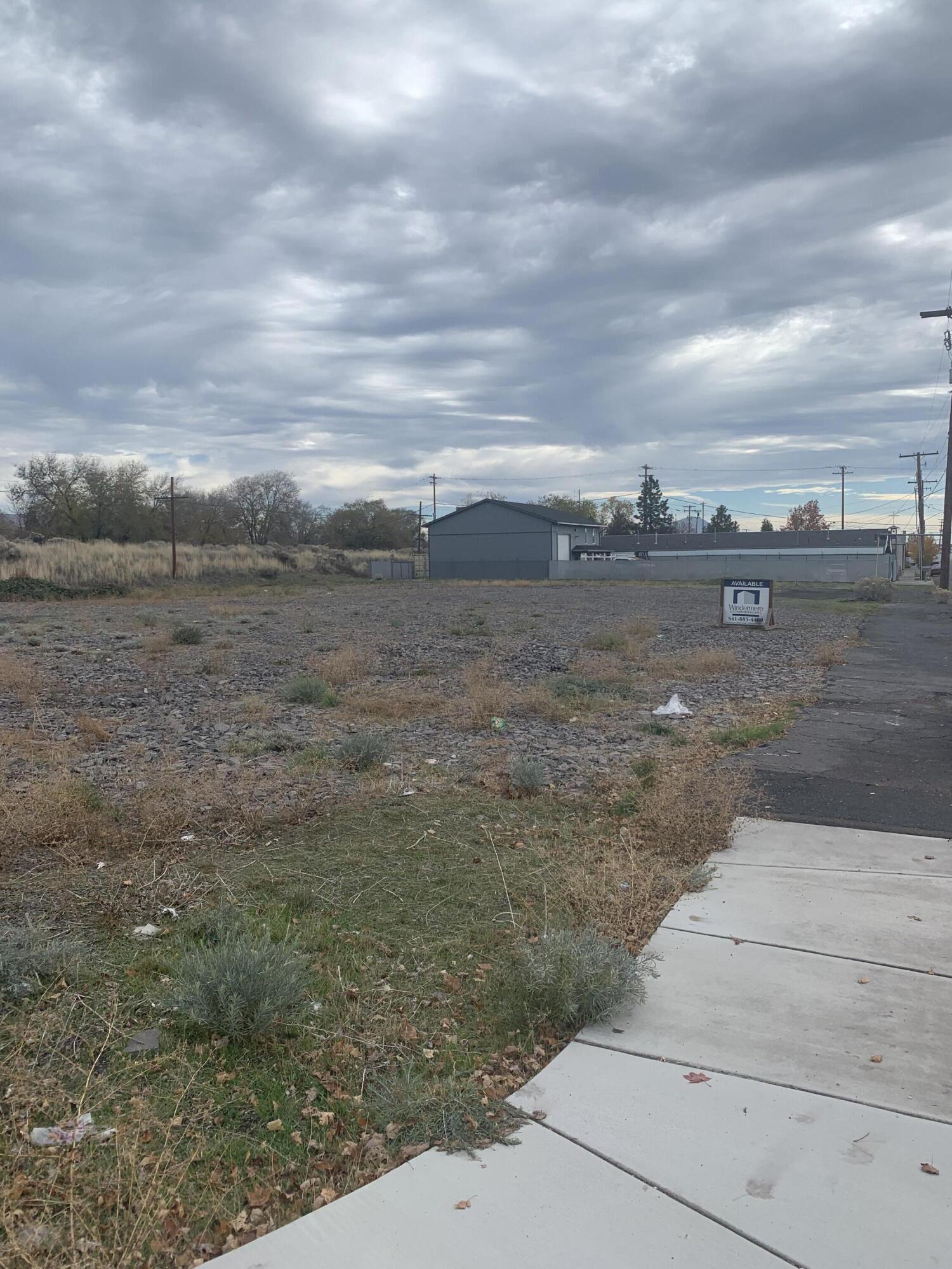 Klamath Falls -Hot Springs Addition - Commercial Sale